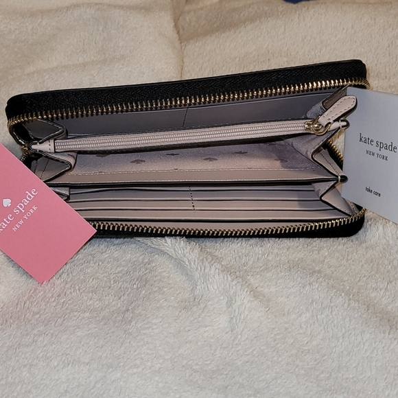 Large wallet - Picture 3 of 5